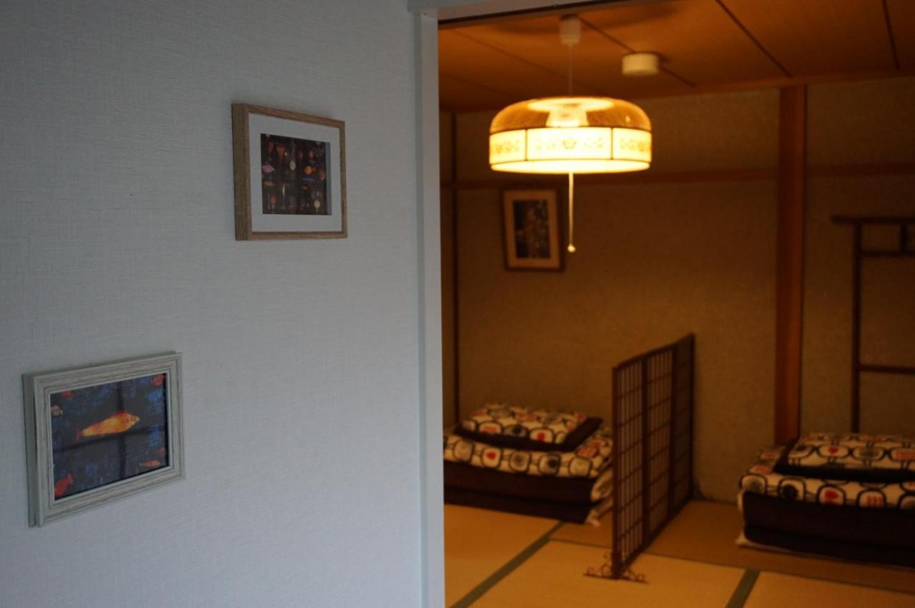 Guesthouse Ten-Roku - Female Only Осака Экстерьер фото