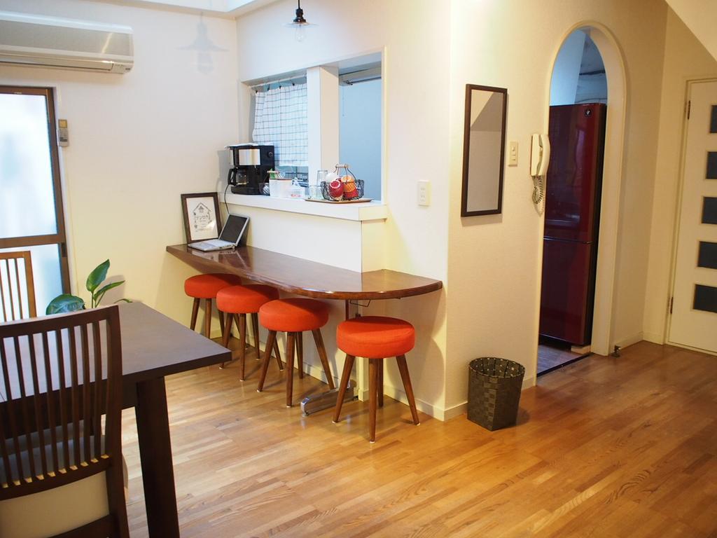 Guesthouse Ten-Roku - Female Only Осака Экстерьер фото
